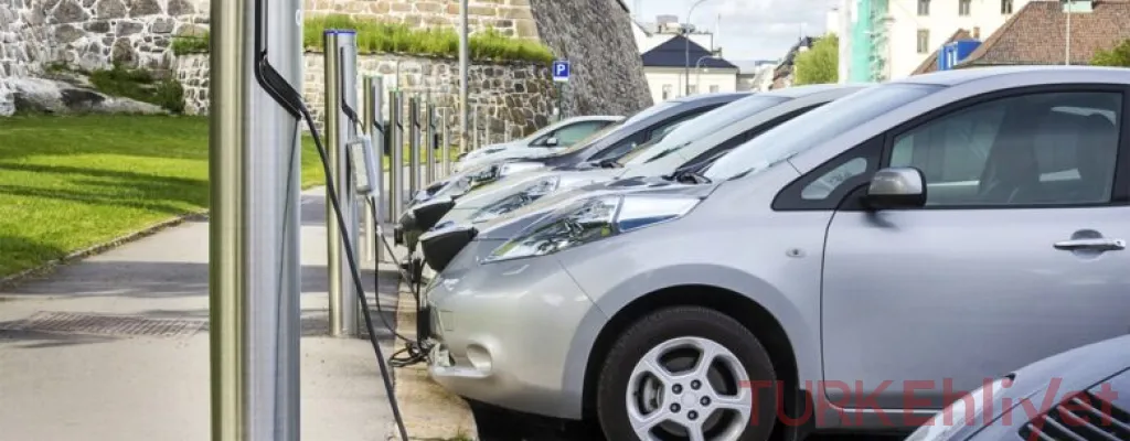 Elektrikli Araç Şarj İstasyonlarında Blokaj ve İşgaliye Ücreti Hakkında Bilinmesi Gerekenler