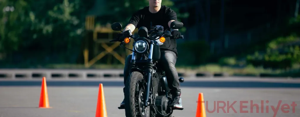 رخصة الدراجة النارية في تركيا - شهادات السواقة - فئة A
