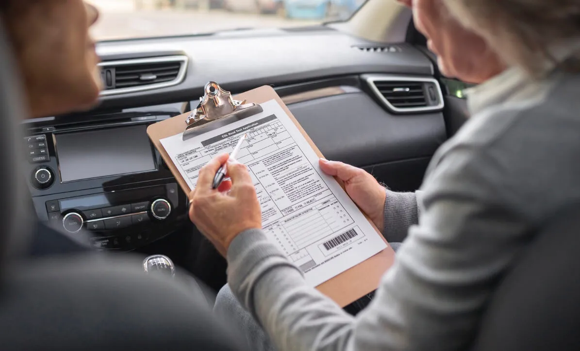 أخطاء كارثية تسبب الرسوب الفوري في امتحان القيادة العملي بتركيا