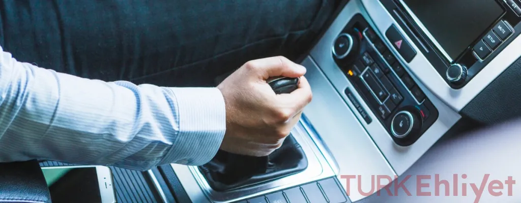 شرح كود "78" في الرخصة التركية: هل يحق لصاحب "الأوتوماتيك" قيادة "المانيوال"؟