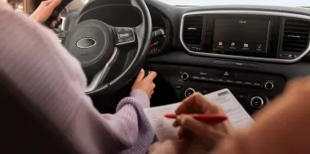 دليل مواعيد امتحان القيادة العملي لعام 2026