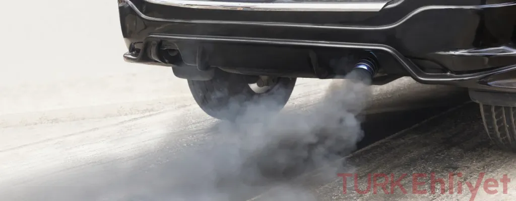 Egzoz Duman Renkleri ve Motor Arıza Teşhisi: Aracınız Size Ne Anlatmaya Çalışıyor?