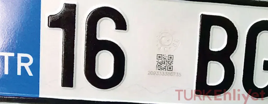 2026 Karekodlu Plaka Rehberi: Kimler Değiştirmek Zorunda?