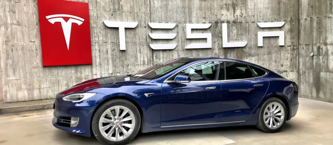 سيارة تسلا في تركيا: الأنواع، الأسعار، المزايا والعيوب