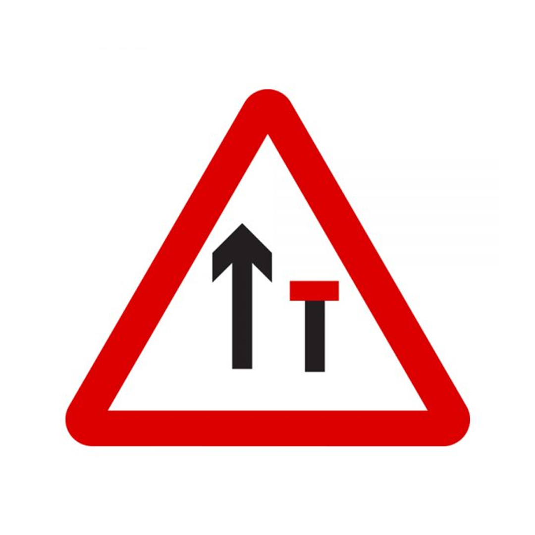 إغلاق أحد مسارات الطريق السريع