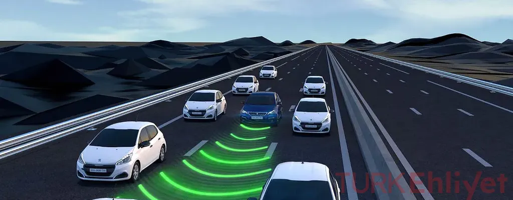 كيف تعمل أنظمة مساعدة السائق الحديثة (ADAS)