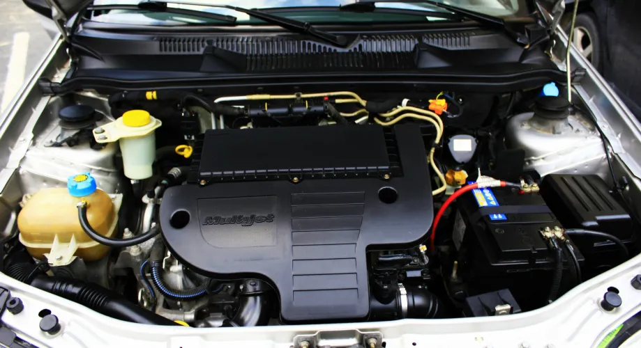 Araç Motoru Türleri ve Aralarındaki Farklar: Hangisi Sana Uygun?