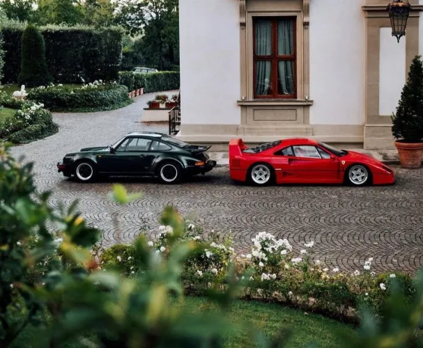 Lüks Arabalar Yatırım mı, Yoksa Masraf mı 2026?