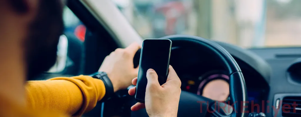 هل هاتفك أخطر من السرعة أثناء القيادة؟