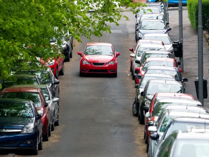 İstanbul’da Otopark Krizi: Sürücüler İçin Günlük Bir Çileye Dönüşen Sorun